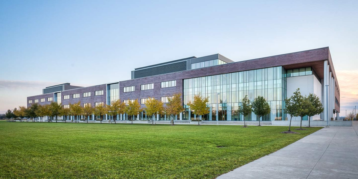 Кампус Conestoga College, Китченер